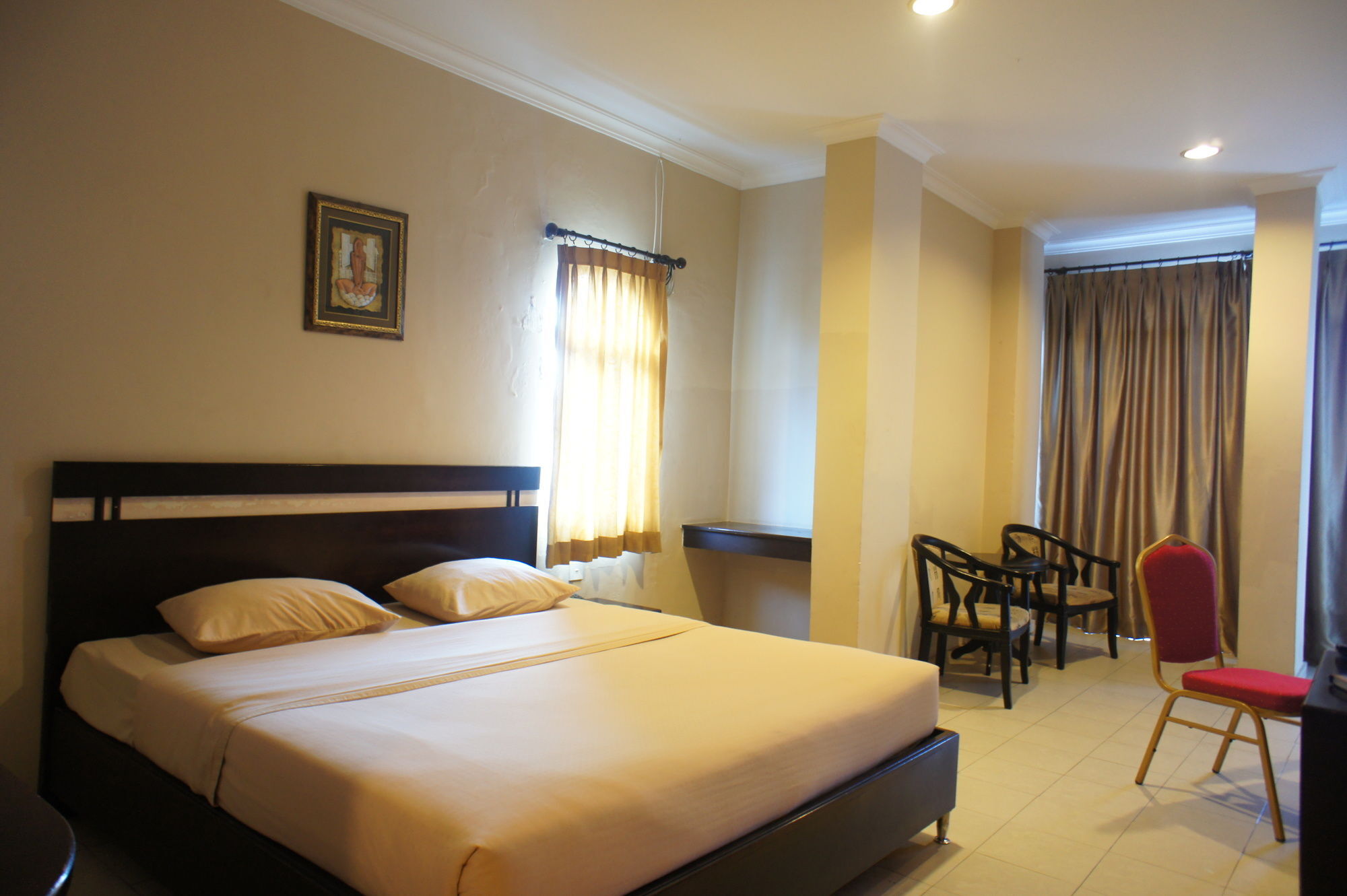 Sky View Hotel Managed By Os Batam Buitenkant foto