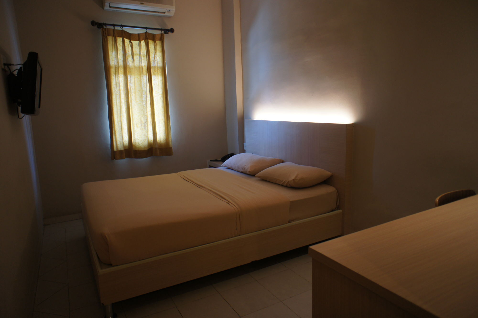 Sky View Hotel Managed By Os Batam Buitenkant foto